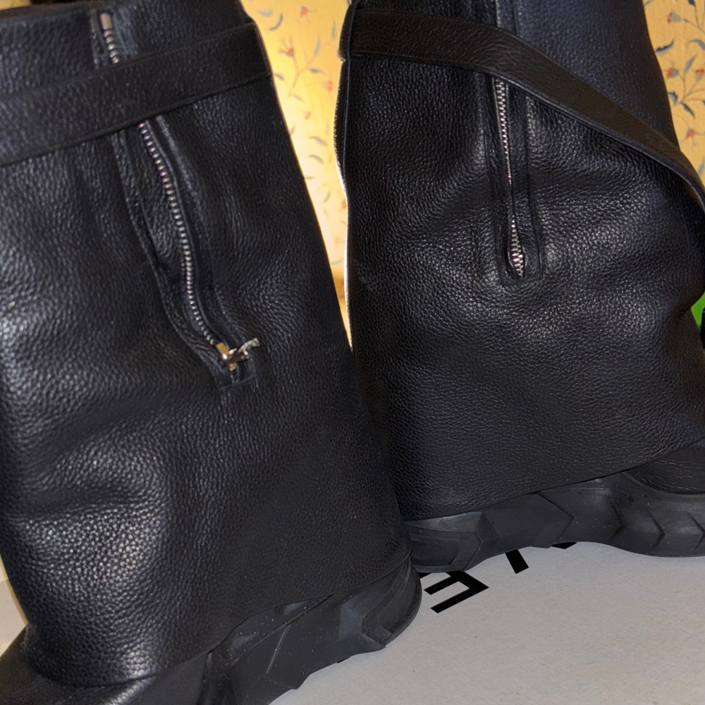 Givenchy Black Ankle Boots - Picture 4 of 5